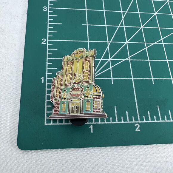 Hard Rock Cafe Snow Village Pin Collectible Building Guitar Logo Store - Picture 5 of 7